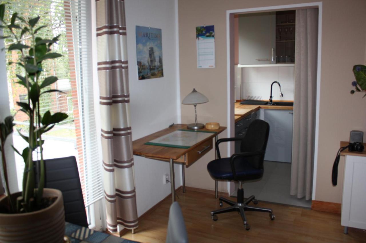 Zentral Gelegene Ferienwohnung Lübeck Buitenkant foto